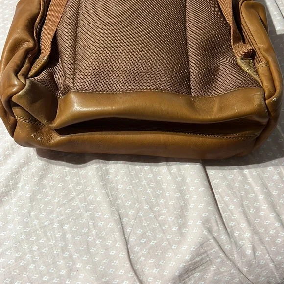 Kenneth Cole reaction backpack - Picture 9 of 11